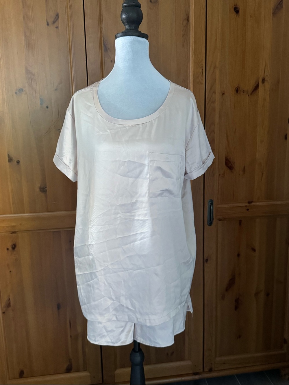 stars above Satin Short Sleeve Pajama /Lounge Set in Light Blush Size L